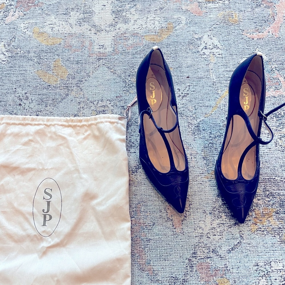 SJP pumps size 37 1/2 royal blue with cream heel stripe
